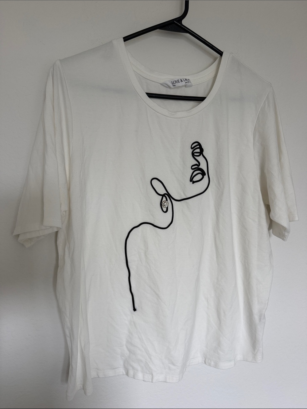 LOVE & Lace White Graphic line art face T-shirt Sz